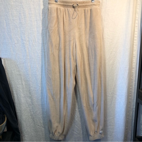 RSQ Cotton velour joggers in sand color two pockets elastic waist and hem S - Picture 1 of 9